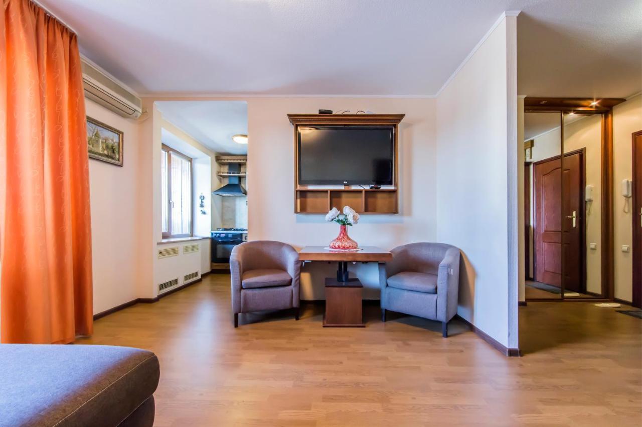 Two-Room Apartments On Maidan Nezavisimosti Kiev Ngoại thất bức ảnh